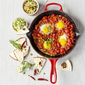 Le Creuset Signature Cerise Cast Iron Skillet with Metal Handle 23cm